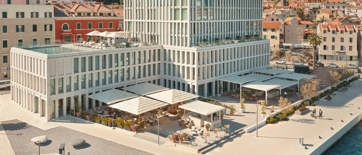 Hotel Ambasador Split seen from the waterfront